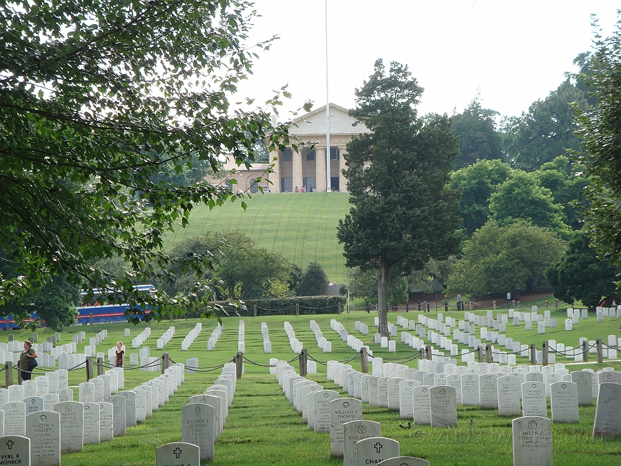 Washington DC [2009 July 02] 009.JPG - Scenes from Arlington National Cemetery.